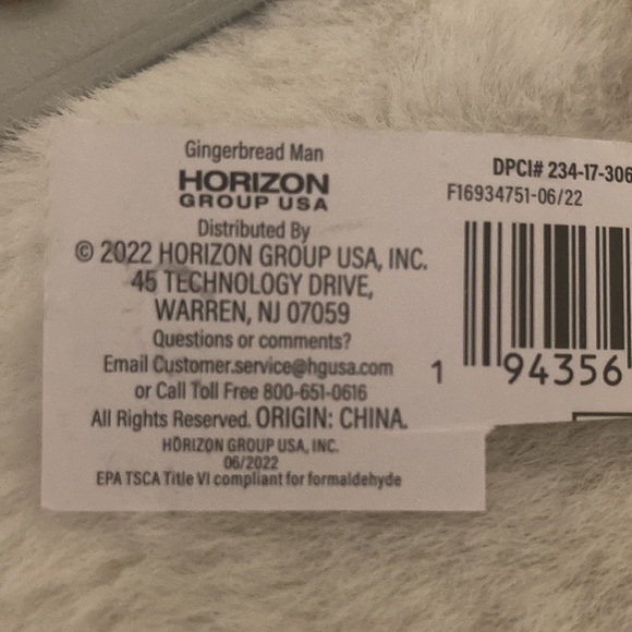 Target BP 2022 Christmas Ornaments - Picture 4 of 14